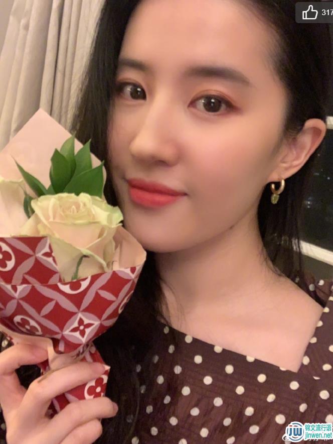 刘亦菲和江一燕事件回顾，她俩什么关系怎么不